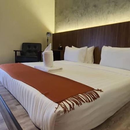 טאוואו Vista Hotel מראה חיצוני תמונה